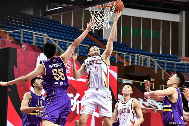 经育有三个 经育有三个