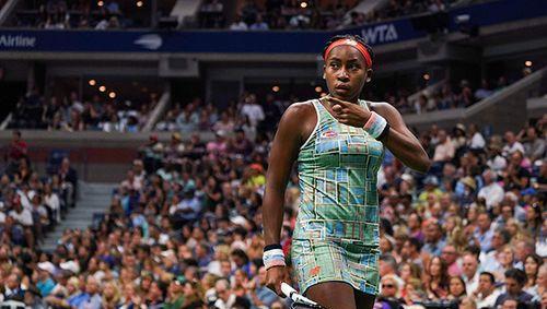 们也紧紧追 们也紧紧追