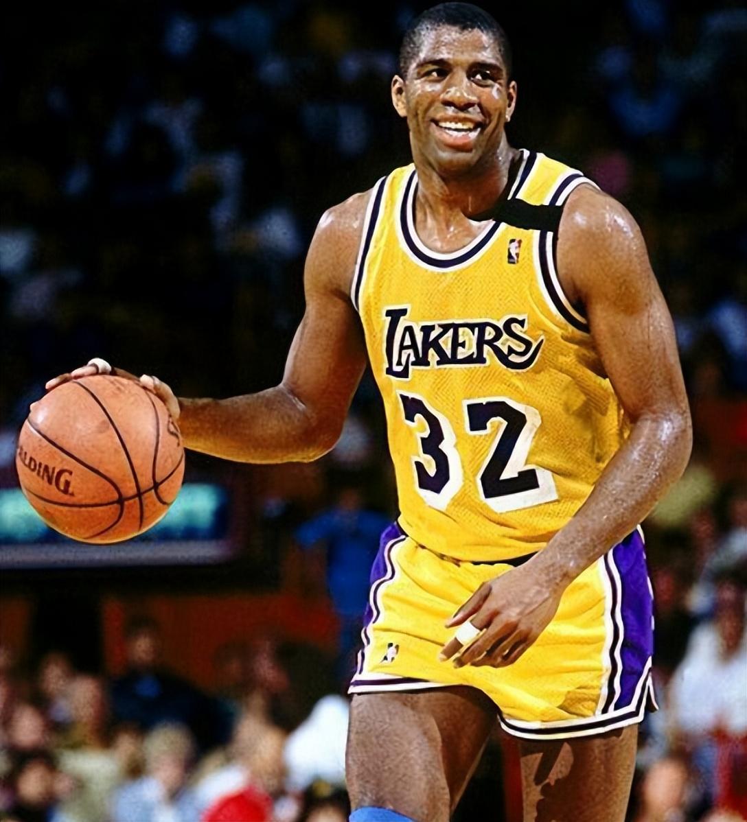 2六活塞卡 2六活塞卡